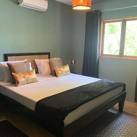La Plage Hotel 爱妮岛 外观 照片