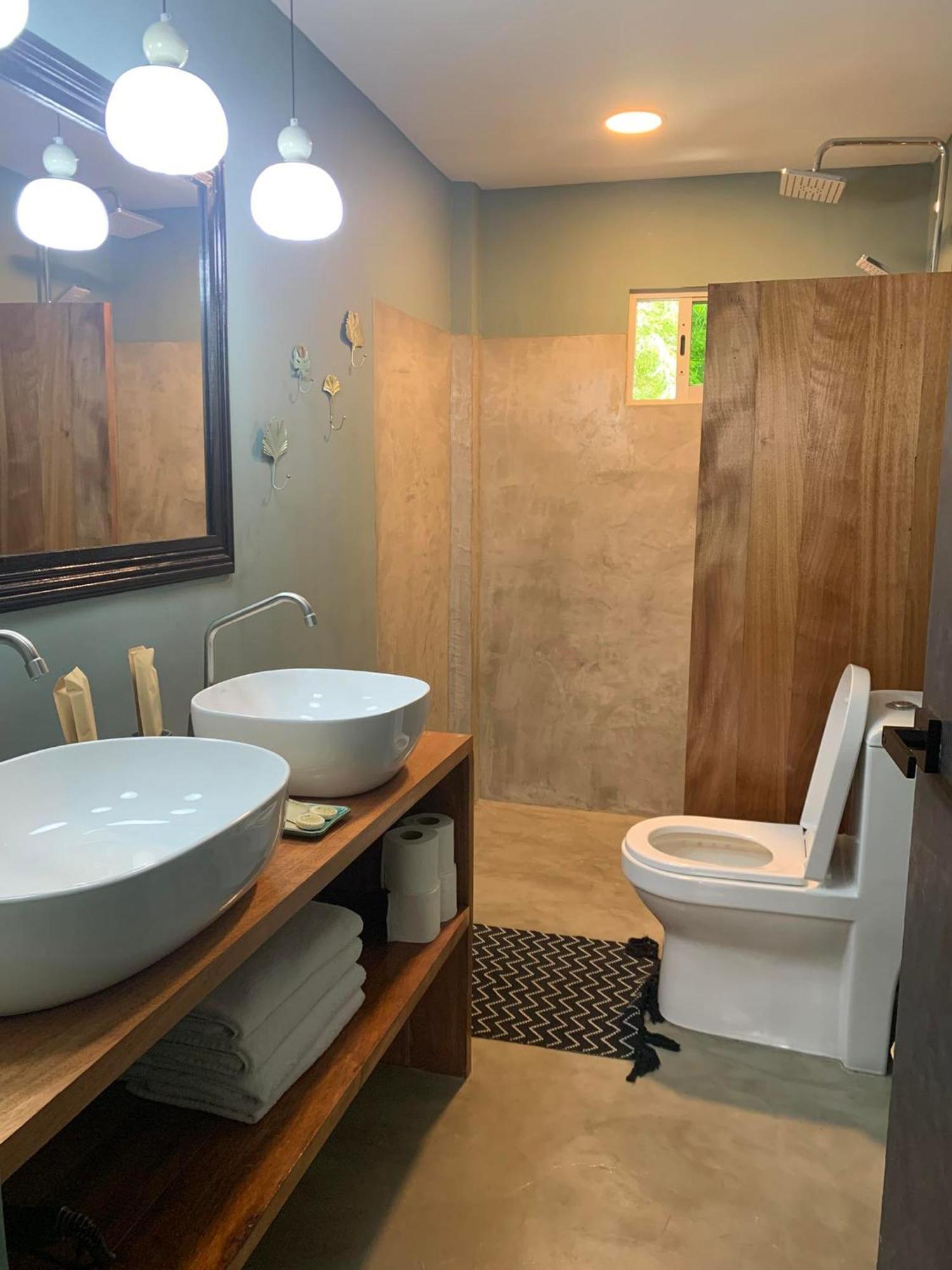 La Plage Hotel 爱妮岛 外观 照片