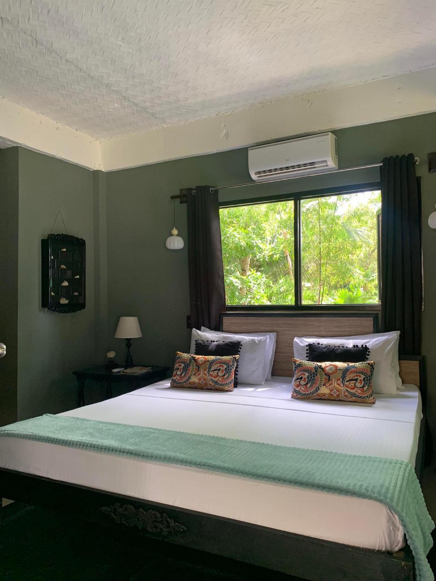 La Plage Hotel 爱妮岛 外观 照片